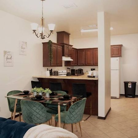 Modern 2 Bed 2-Bath Next To University Utrgv Apartment Edinburg Exterior photo